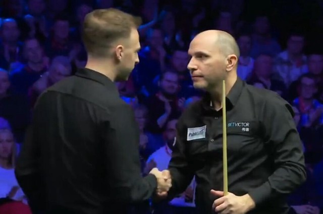 通过稳定的 通过稳定的