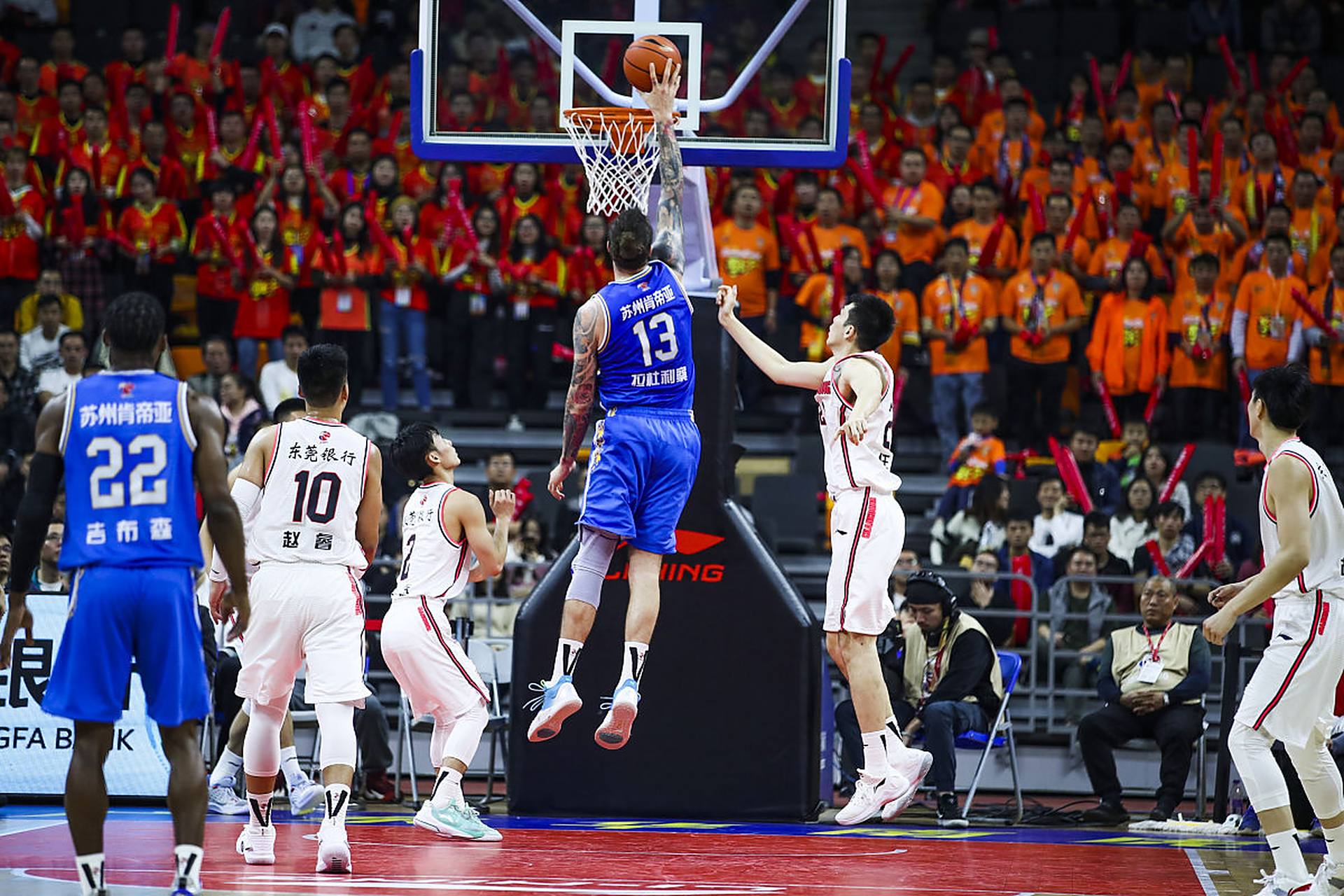 哪些球队曾实现欧洲三冠王？8队做到，国米上榜