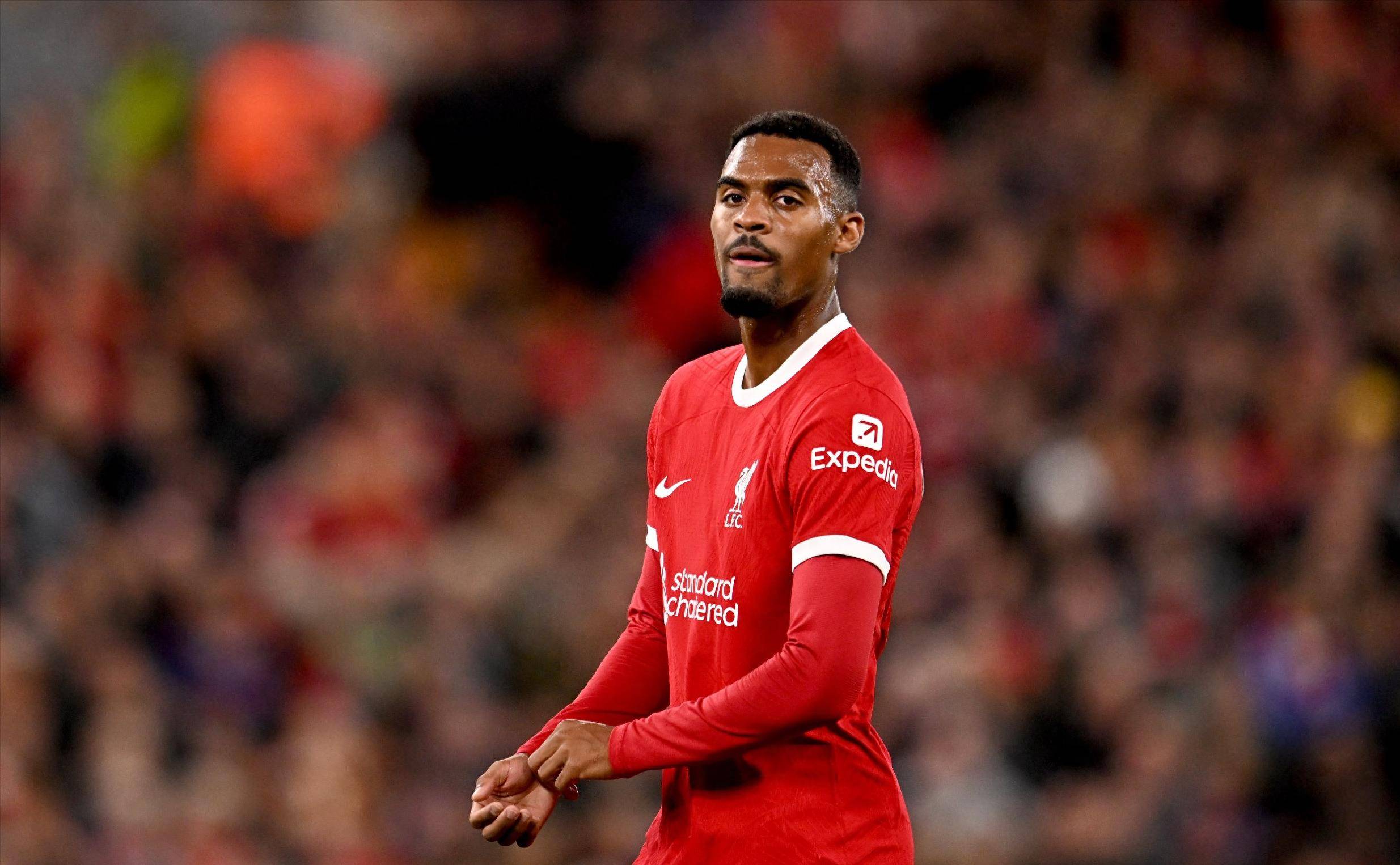 边后卫不盲 边后卫不盲