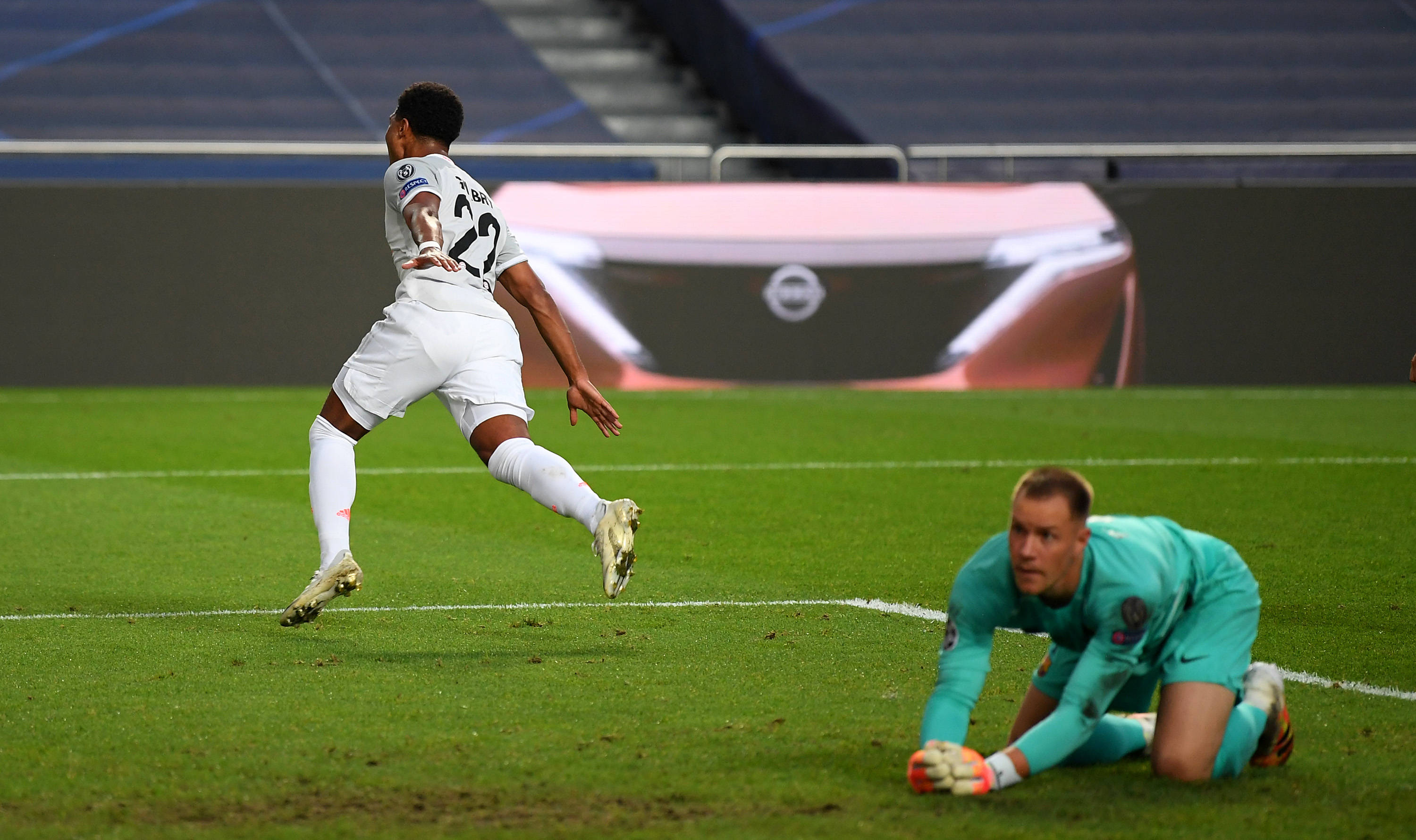 半身角度 半身角度